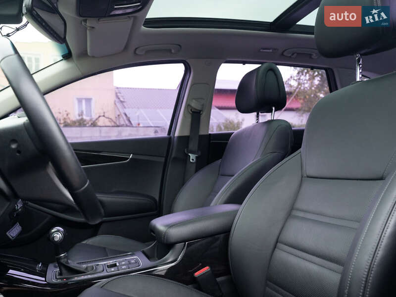 Внедорожник / Кроссовер Kia Sorento 2015 в Одессе фото 40 Внедорожник / Кроссовер Kia Sorento 2015 в Одессе