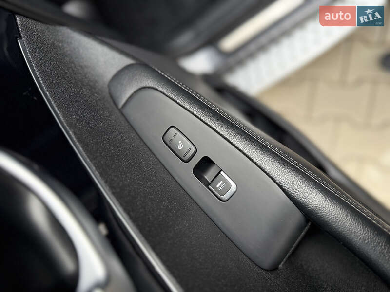 Внедорожник / Кроссовер Kia Sorento 2015 в Луцке фото 50 Внедорожник / Кроссовер Kia Sorento 2015 в Луцке