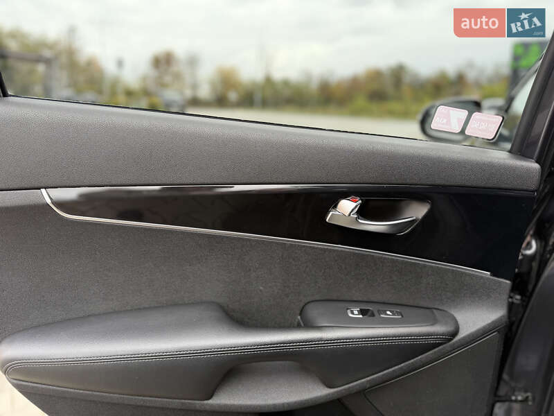 Внедорожник / Кроссовер Kia Sorento 2015 в Луцке фото 49 Внедорожник / Кроссовер Kia Sorento 2015 в Луцке