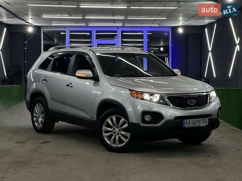 Внедорожник / Кроссовер Kia Sorento 2010 в Киеве