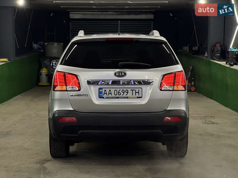 Внедорожник / Кроссовер Kia Sorento 2010 в Киеве