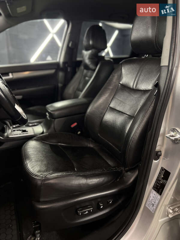 Внедорожник / Кроссовер Kia Sorento 2010 в Киеве