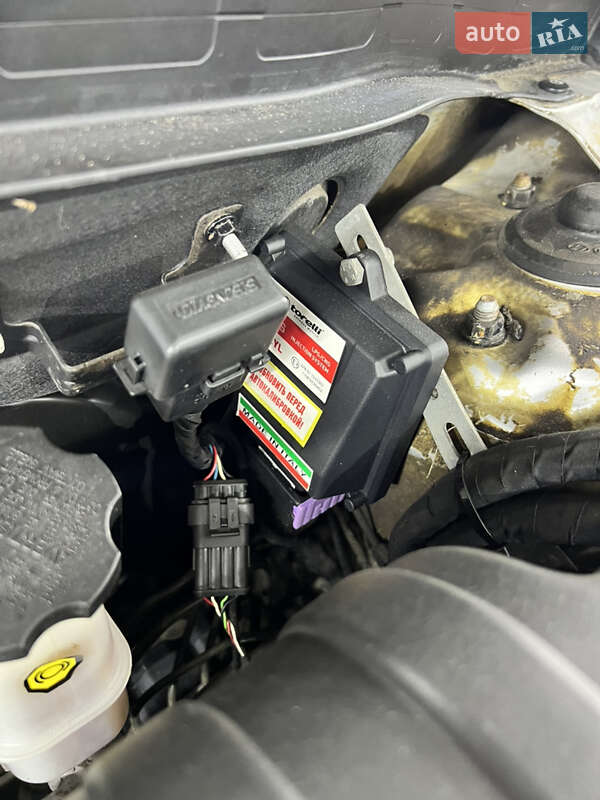 Внедорожник / Кроссовер Kia Sorento 2010 в Киеве