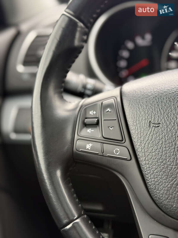 Внедорожник / Кроссовер Kia Sorento 2014 в Луцке фото 111 Внедорожник / Кроссовер Kia Sorento 2014 в Луцке