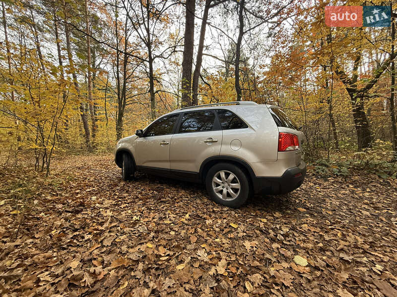Внедорожник / Кроссовер Kia Sorento 2010 в Шептицькому