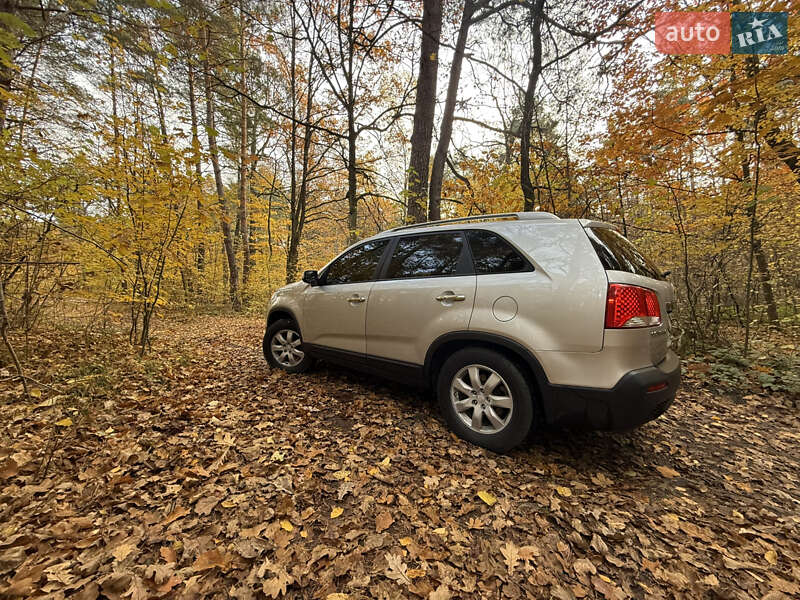 Внедорожник / Кроссовер Kia Sorento 2010 в Шептицькому