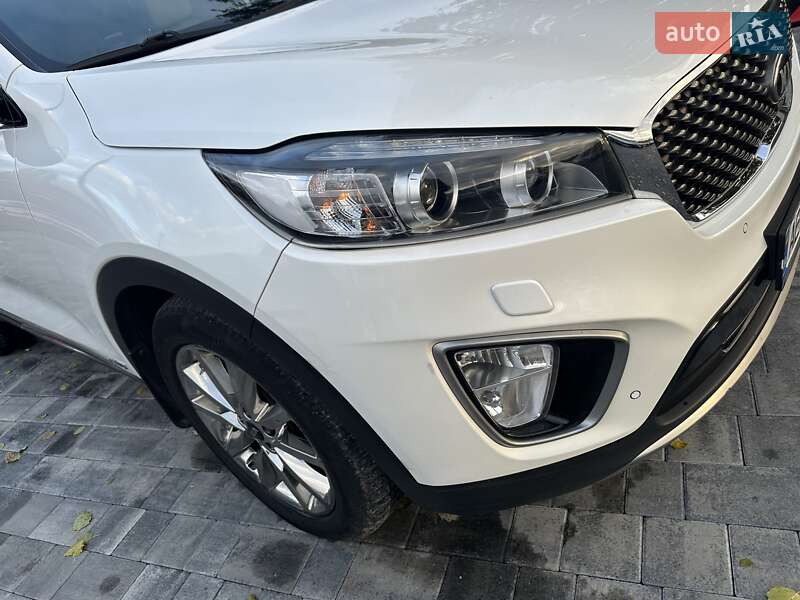 Внедорожник / Кроссовер Kia Sorento 2016 в Днепре