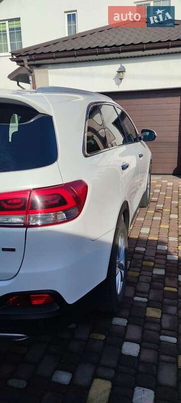 Позашляховик / Кросовер Kia Sorento 2016 в Броварах