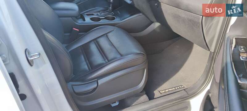 Позашляховик / Кросовер Kia Sorento 2016 в Броварах