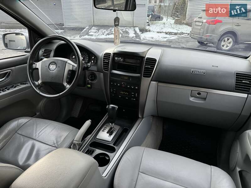 Позашляховик / Кросовер Kia Sorento 2004 в Чернівцях