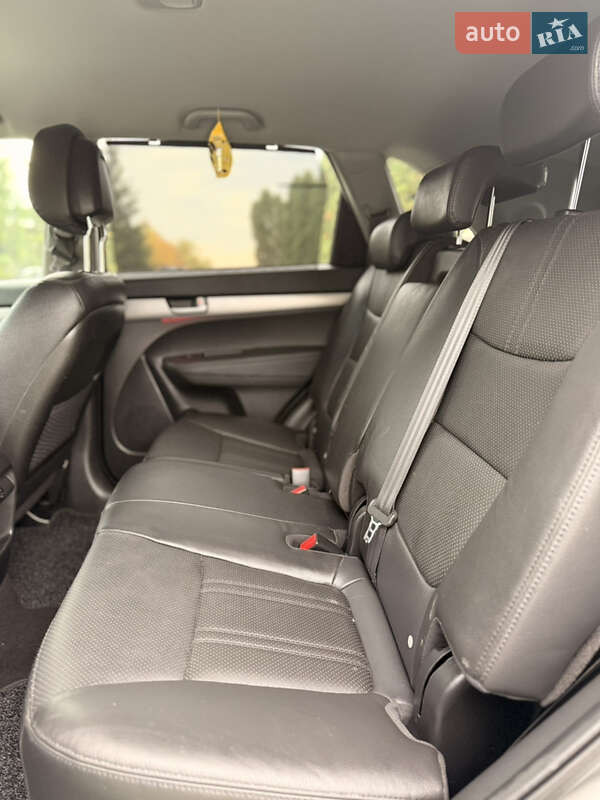 Позашляховик / Кросовер Kia Sorento 2014 в Дубні