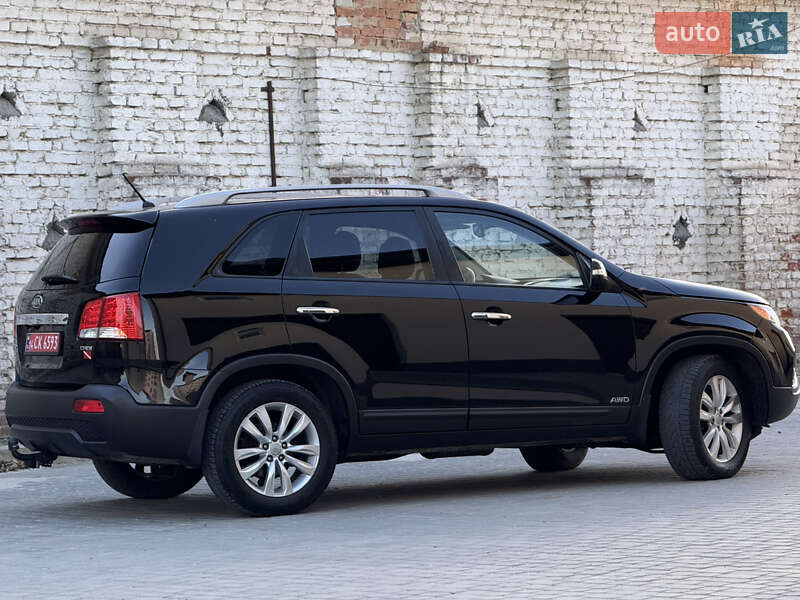 Внедорожник / Кроссовер Kia Sorento 2010 в Самборе