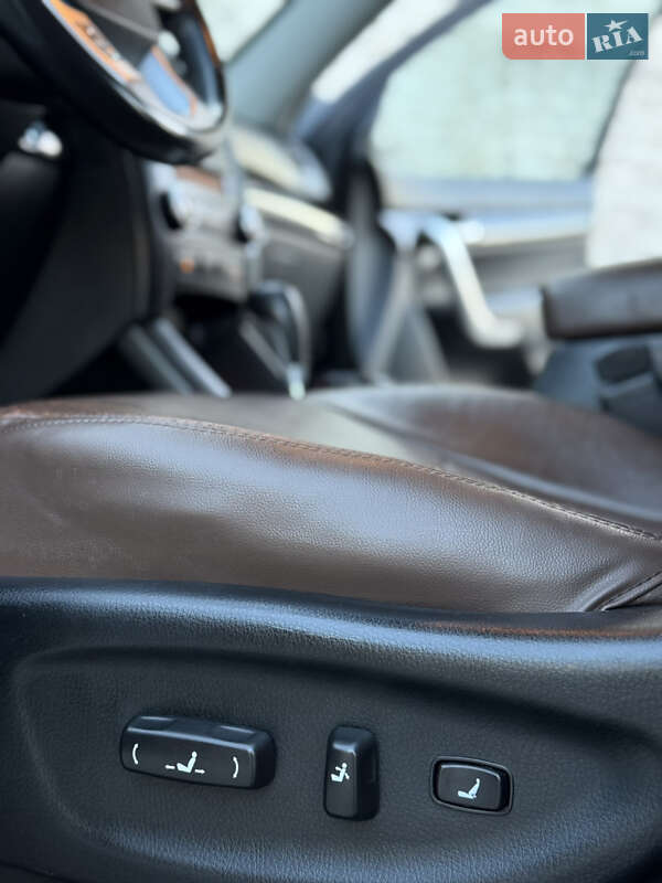 Внедорожник / Кроссовер Kia Sorento 2010 в Самборе