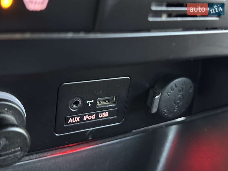 Внедорожник / Кроссовер Kia Sorento 2010 в Самборе