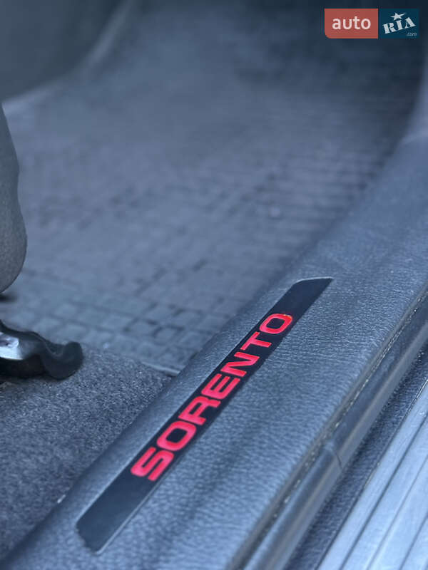 Внедорожник / Кроссовер Kia Sorento 2010 в Самборе