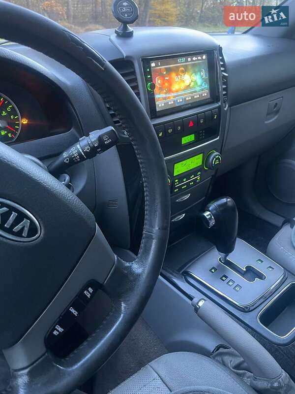 Позашляховик / Кросовер Kia Sorento 2007 в Новояворівську