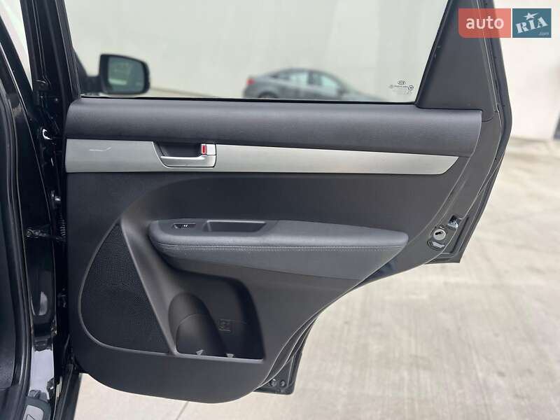 Внедорожник / Кроссовер Kia Sorento 2011 в Луцке