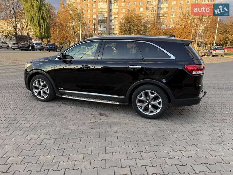 Позашляховик / Кросовер Kia Sorento 2015 в Луцьку