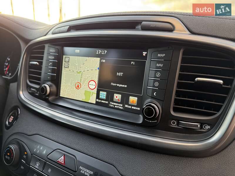 Позашляховик / Кросовер Kia Sorento 2015 в Луцьку