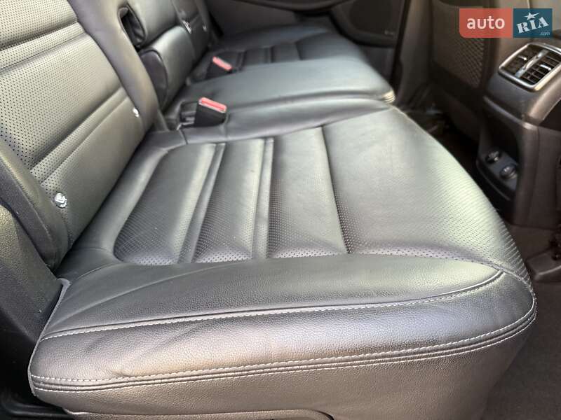 Позашляховик / Кросовер Kia Sorento 2015 в Луцьку