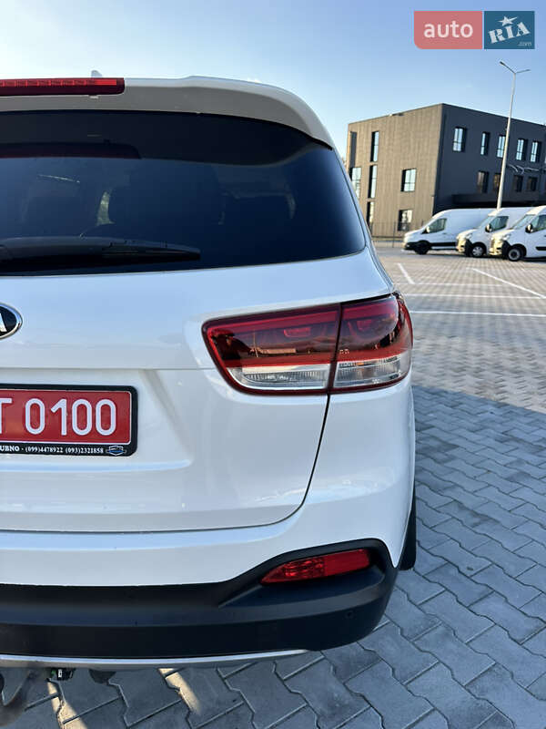 Позашляховик / Кросовер Kia Sorento 2015 в Дубні фото 12 Позашляховик / Кросовер Kia Sorento 2015 в Дубні