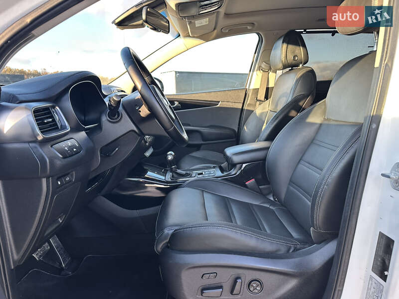Позашляховик / Кросовер Kia Sorento 2015 в Дубні фото 28 Позашляховик / Кросовер Kia Sorento 2015 в Дубні