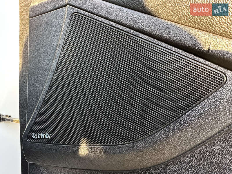 Позашляховик / Кросовер Kia Sorento 2015 в Дубні фото 58 Позашляховик / Кросовер Kia Sorento 2015 в Дубні