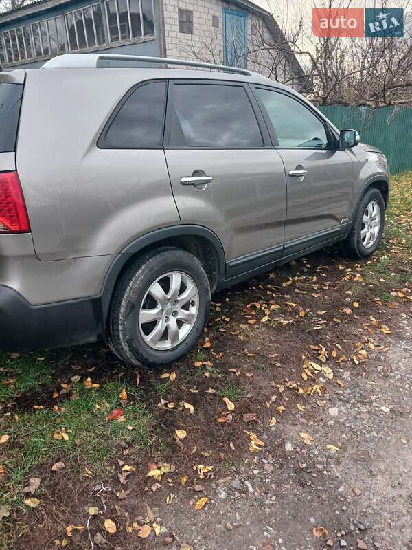 Внедорожник / Кроссовер Kia Sorento 2011 в Киеве фото 9 Внедорожник / Кроссовер Kia Sorento 2011 в Киеве