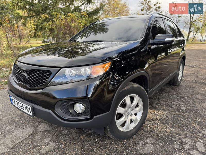 Позашляховик / Кросовер Kia Sorento 2012 в Харкові