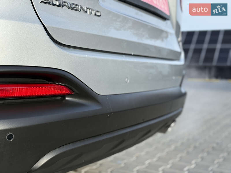 Внедорожник / Кроссовер Kia Sorento 2017 в Владимире фото 15 Внедорожник / Кроссовер Kia Sorento 2017 в Владимире