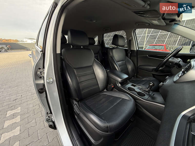 Внедорожник / Кроссовер Kia Sorento 2017 в Владимире фото 30 Внедорожник / Кроссовер Kia Sorento 2017 в Владимире