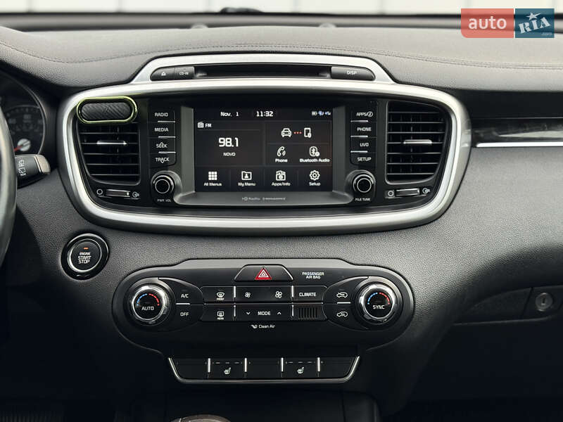 Внедорожник / Кроссовер Kia Sorento 2017 в Владимире фото 36 Внедорожник / Кроссовер Kia Sorento 2017 в Владимире