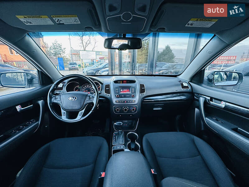 Внедорожник / Кроссовер Kia Sorento 2013 в Харькове