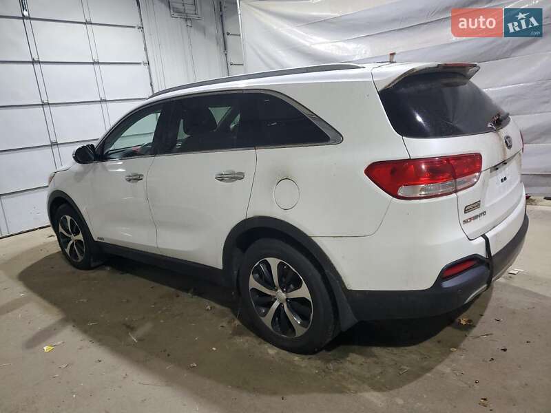 Внедорожник / Кроссовер Kia Sorento 2015 в Черкассах фото 2 Внедорожник / Кроссовер Kia Sorento 2015 в Черкассах