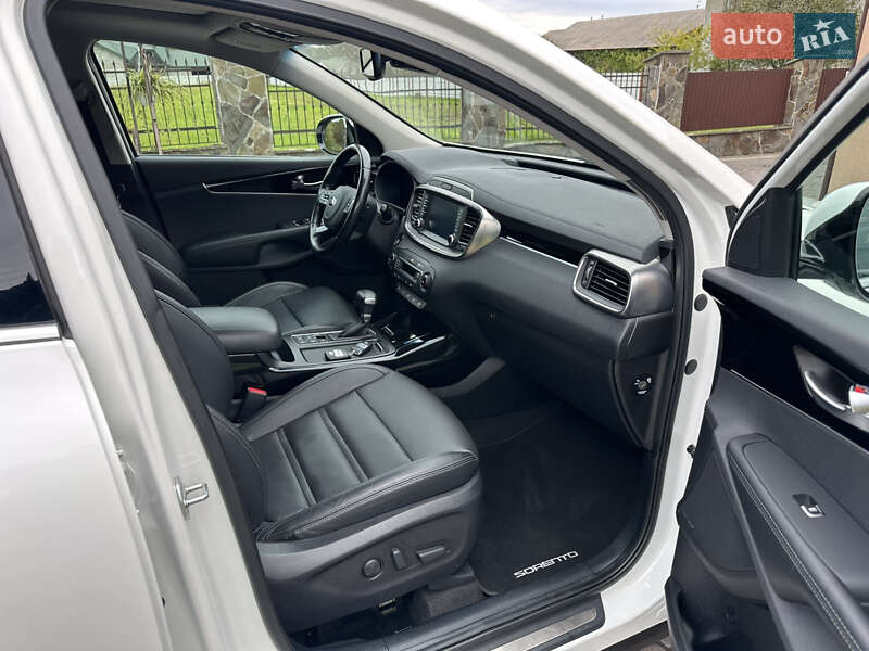 Внедорожник / Кроссовер Kia Sorento 2018 в Ивано-Франковске фото 81 Внедорожник / Кроссовер Kia Sorento 2018 в Ивано-Франковске