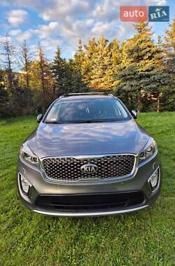 Позашляховик / Кросовер Kia Sorento 2016 в Києві