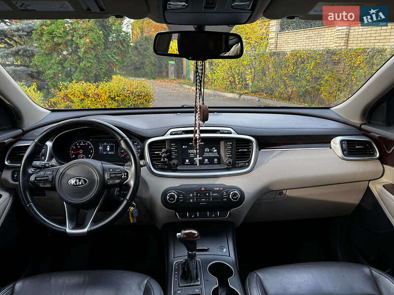 Внедорожник / Кроссовер Kia Sorento 2017 в Киеве фото 26 Внедорожник / Кроссовер Kia Sorento 2017 в Киеве