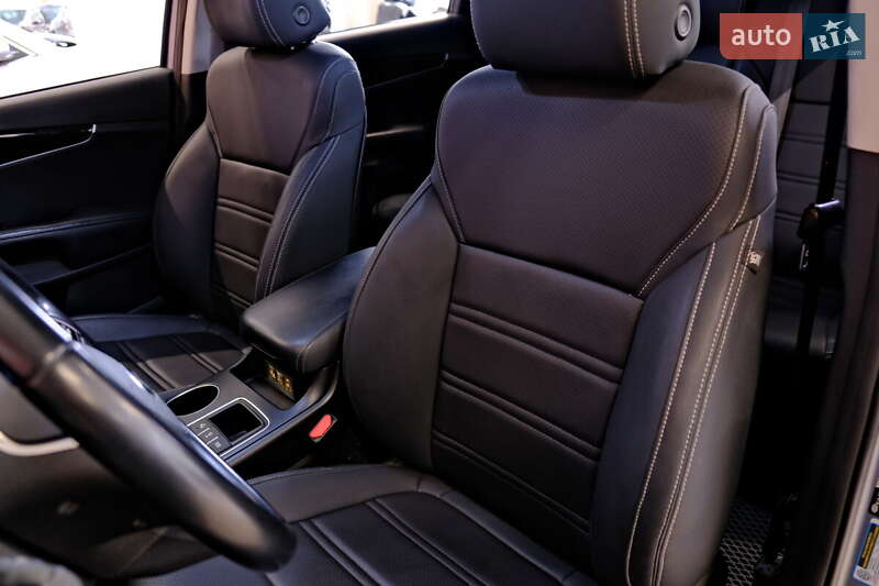 Внедорожник / Кроссовер Kia Sorento 2019 в Одессе фото 15 Внедорожник / Кроссовер Kia Sorento 2019 в Одессе