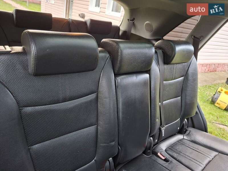 Позашляховик / Кросовер Kia Sorento 2012 в Чернівцях