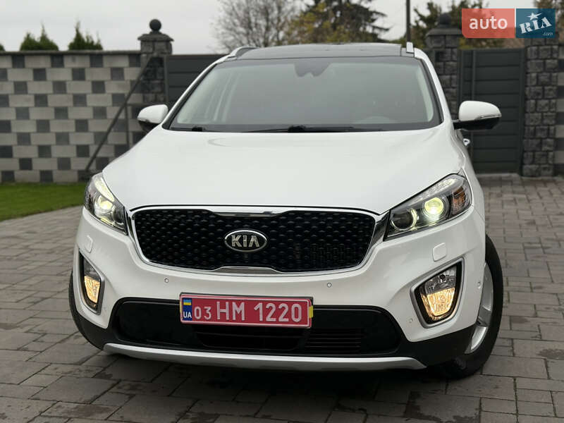 Внедорожник / Кроссовер Kia Sorento 2016 в Ровно