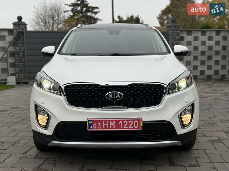 Внедорожник / Кроссовер Kia Sorento 2016 в Ровно