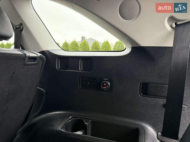 Внедорожник / Кроссовер Kia Sorento 2016 в Ровно