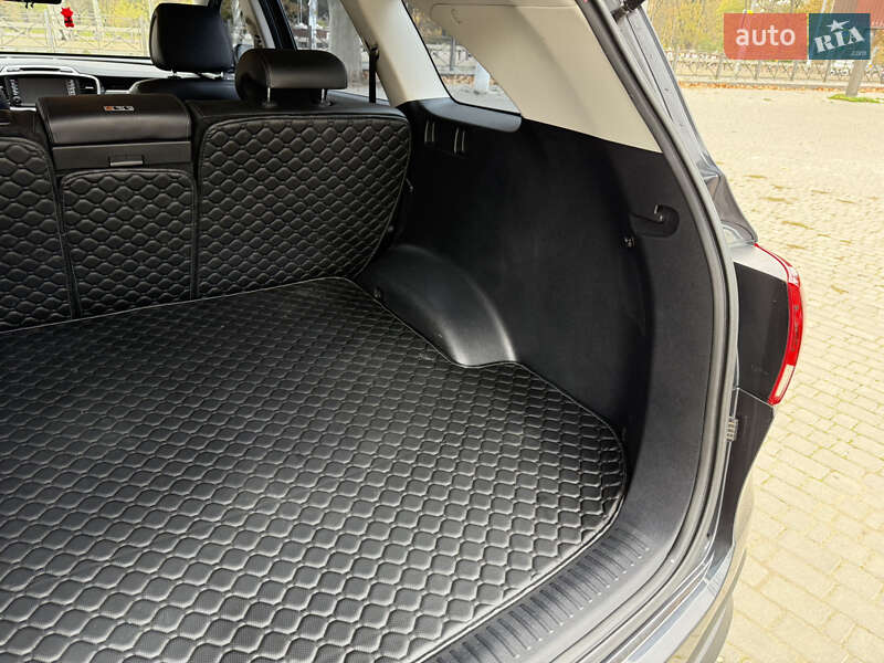 Внедорожник / Кроссовер Kia Sorento 2017 в Одессе фото 29 Внедорожник / Кроссовер Kia Sorento 2017 в Одессе