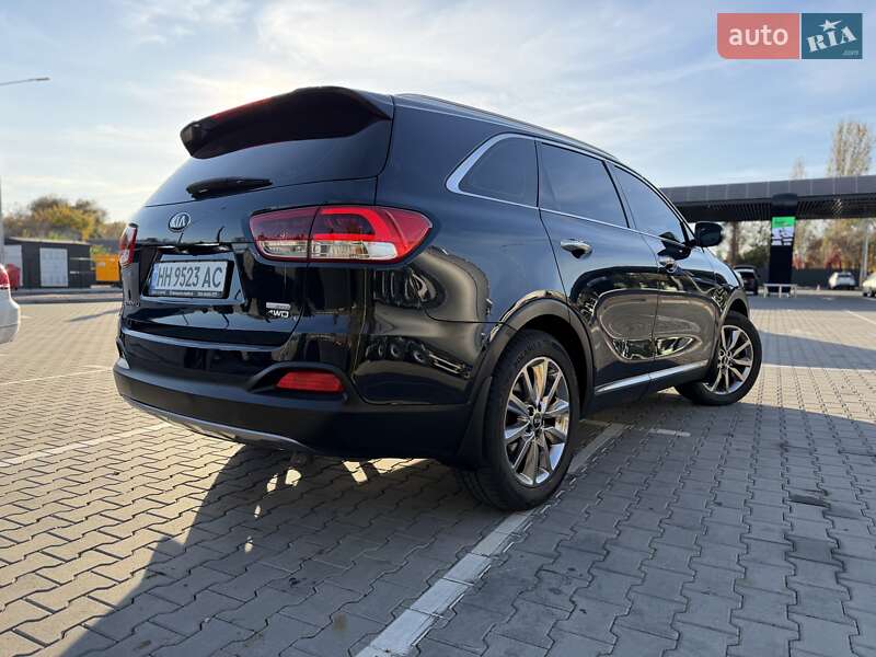 Внедорожник / Кроссовер Kia Sorento 2017 в Одессе