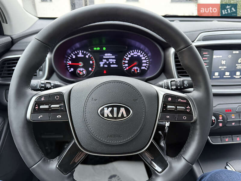 Позашляховик / Кросовер Kia Sorento 2019 в Рівному