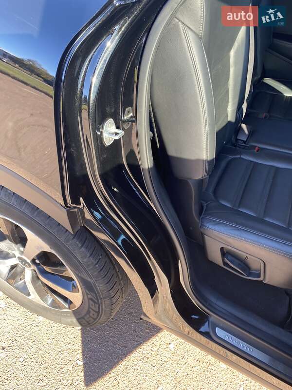 Внедорожник / Кроссовер Kia Sorento 2016 в Чернигове