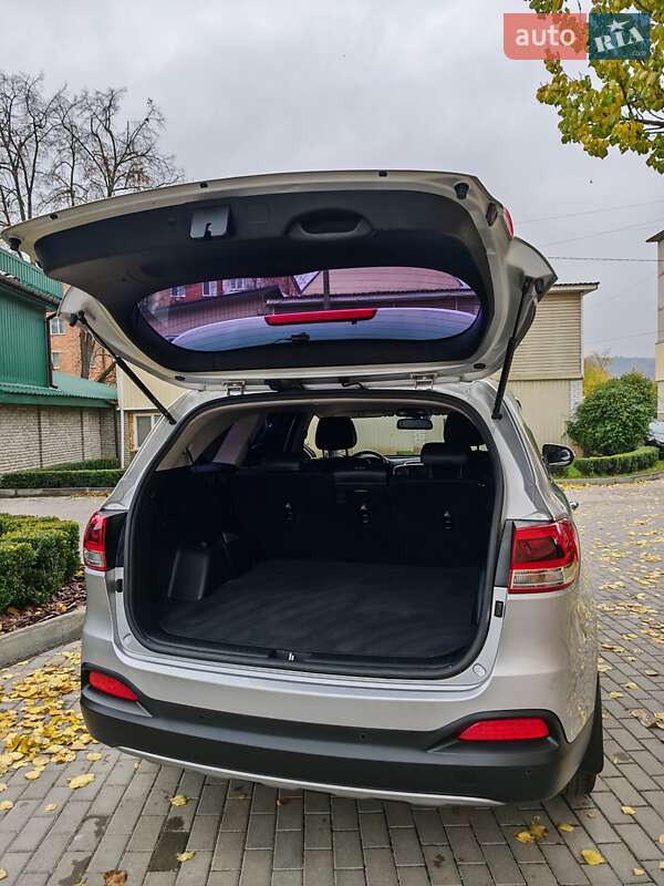 Внедорожник / Кроссовер Kia Sorento 2015 в Могилев-Подольске