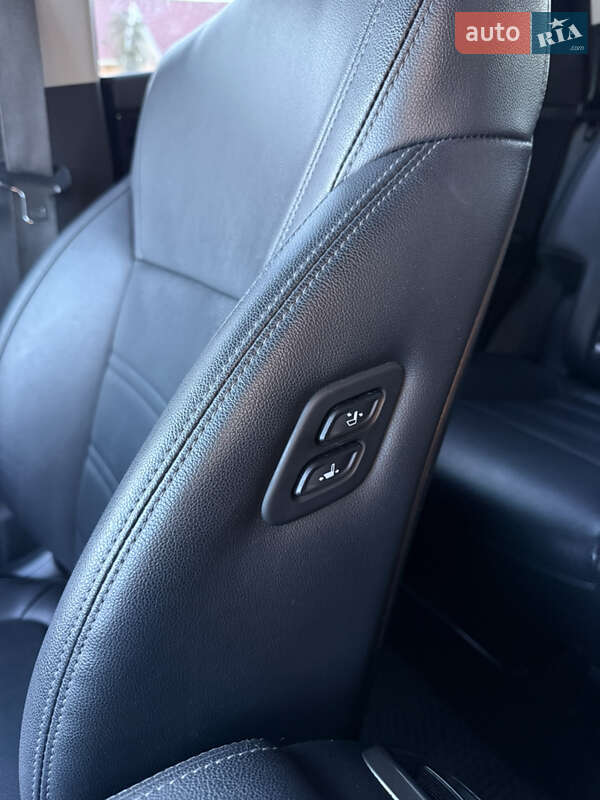 Позашляховик / Кросовер Kia Sorento 2017 в Івано-Франківську