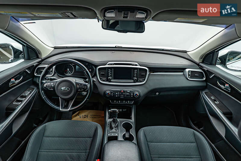 Позашляховик / Кросовер Kia Sorento 2016 в Києві