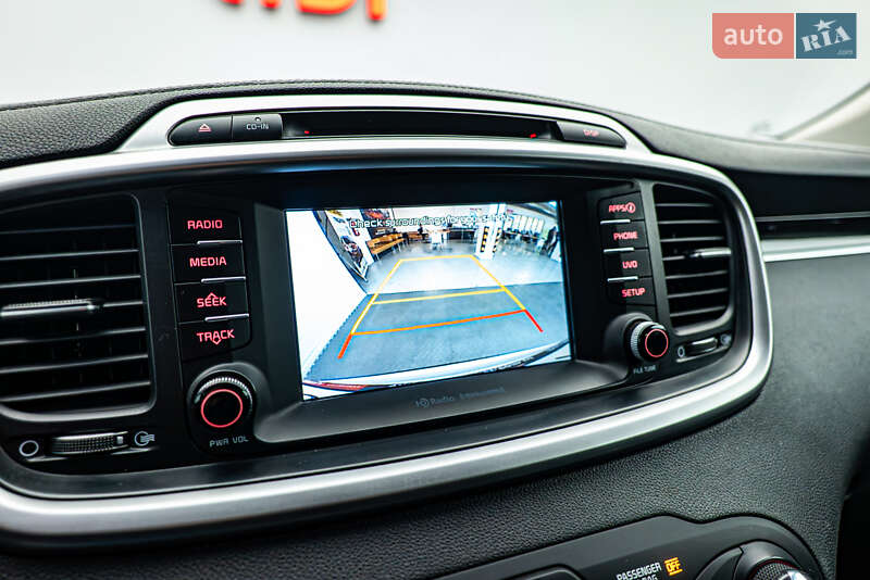 Позашляховик / Кросовер Kia Sorento 2016 в Києві